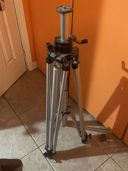 Photo of free heavy duty tripod (Bloor and Ossington) #1