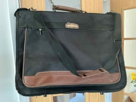 Photo of free Garment and suit Carrier (Sheet GU31) #1