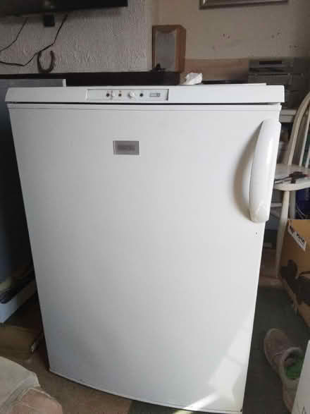 Photo of free Freezer (Hawkwell SS4) #1
