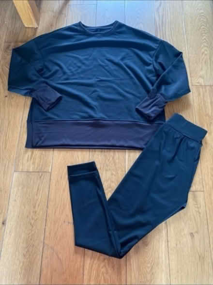 Photo of free Top & Legging Set (Cheshunt En8) #1