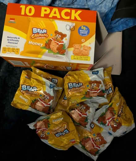 Photo of free 8 Honey graham cracker snacks (Northridge) #1