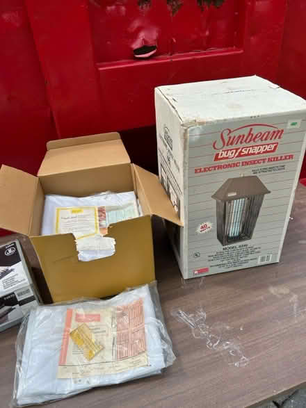Photo of free Scrap wood, table, bug lamps, etc (Vienna, VA) #2