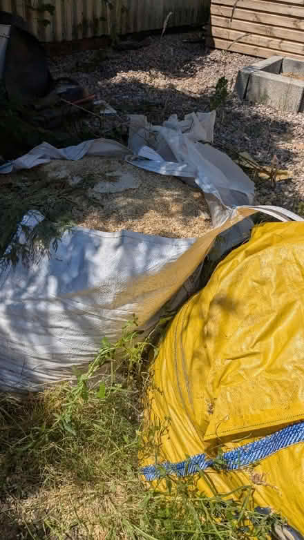 Photo of free 1 ton builders bags of saw dust (Short heath WV12) #3