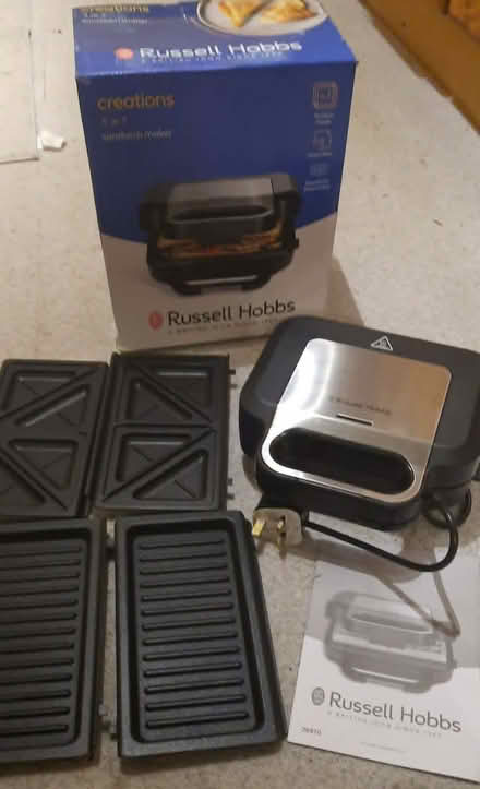 Photo of free Russell Hobbs 3 in 1 Sandwich Maker (Headington OX3) #1