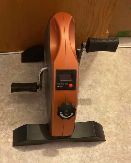 Photo of free Manual leg exerciser (Crown Heights, Brooklyn 11225) #2