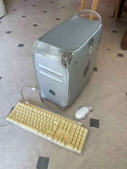 Photo of free Vintage Power Mac G4 quicksilver (not working) (California IP4) #1