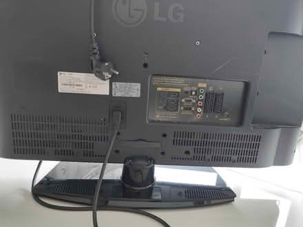 Photo of free LG 32" Smart TV built in Europe (Henderson Road) #2