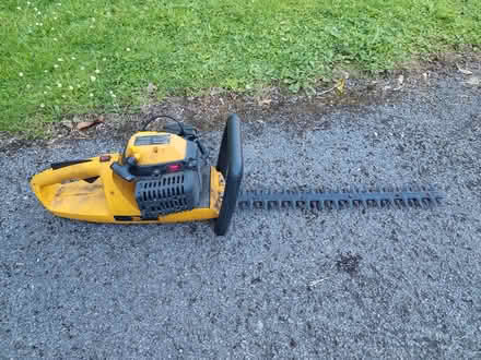 Photo of free JCB Petrol Hedge Trimmer (Lea Bridge DE4) #1