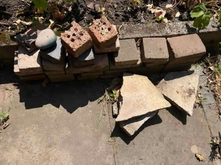 Photo of free Selection of bricks (ST150TA) #2