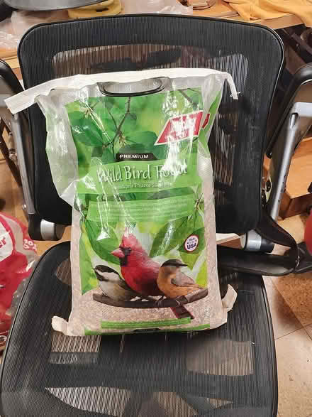 Photo of free Bird Seed (Devonshire area in Skokie, IL) #1
