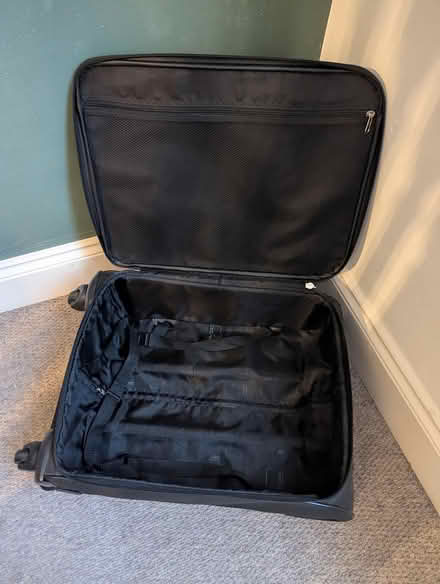 Photo of free Tripp 4 wheeled suitcase (Hitchin SG5) #4
