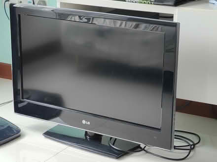 Photo of free LG 32" Smart TV built in Europe (Henderson Road) #1