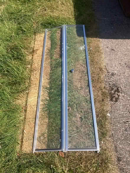 Photo of free Shower doors (Walkley S6) #1