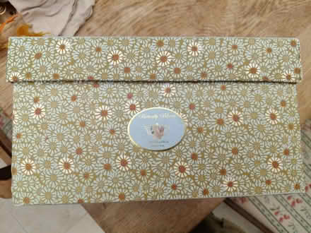 Photo of free 30*30*17cm pretty box (Jericho OX2) #2