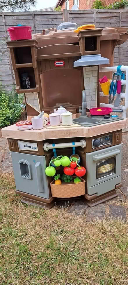 Photo of free Little Tikes play kitchen (Hampton) #2