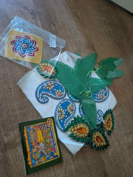 Photo of free Decorative items( Indian) (Wallington SM6) #1
