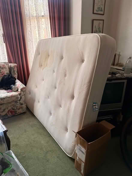 Photo of free Cashmere Double Mattress (Waterloo L22) #2