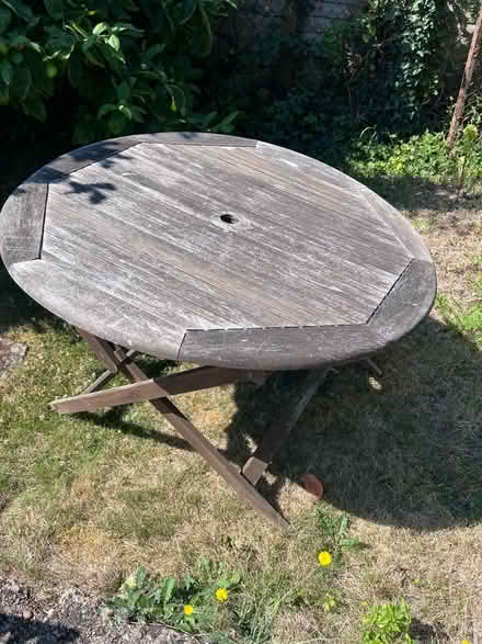 Photo of free Garden table and 4 chairs (New Marston OX3) #1