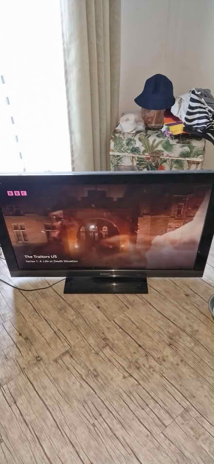 Photo of free 40 inch telly sony (Off the Abingdon rd OX1) #1