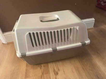 Photo of free Large Pet Carrier (Teddington) #3