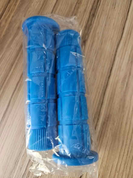 Photo of free Handlebar Grips (Brabourne Lees TN25) #1
