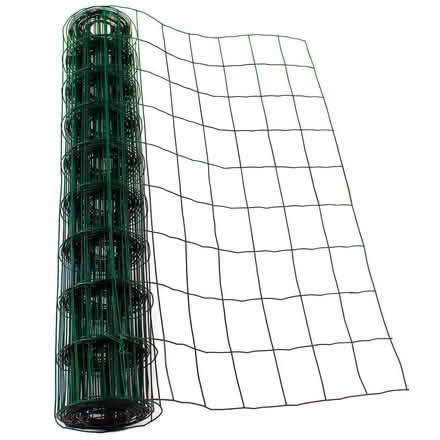 Photo of roll garden mesh/chickenwire (St Albans Jersey Farm AL4) #1
