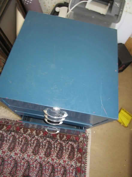 Photo of free Metal - 4 drawer Cabinet (Childs Hill (NW2)) #2