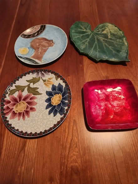 Photo of free decorative plates (Brookland) #1