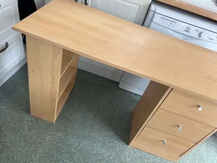 Photo of free Desk (ME8 Twydall) #1
