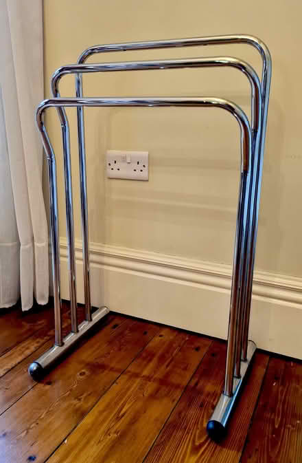 Photo of free Towel rail (Meersbrook S8) #1