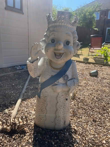 Photo of free Garden statue (High Wycombe HP12) #1