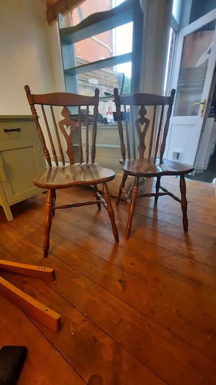 Photo of free An extendable wooden dining table and 4 chairs (Stirchley B30) #2