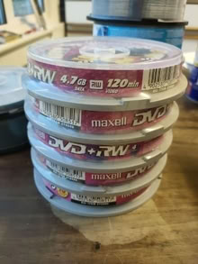 Photo of free 200 Blank DVD-Rs, DVD+RWs & CD-Rs (Leatherhead KT22) #1