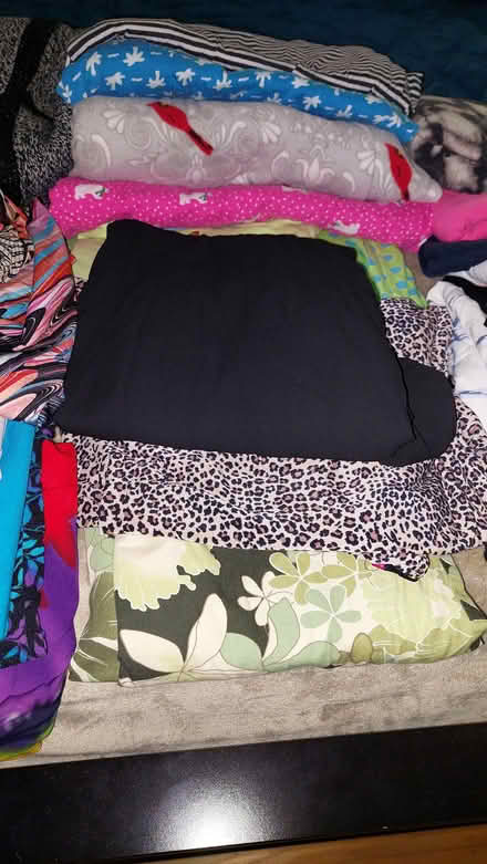 Photo of free Women's Clothes (Plus Size) (94015) #2