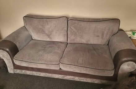 Photo of free 3+2 sofas (East end park LS9) #1