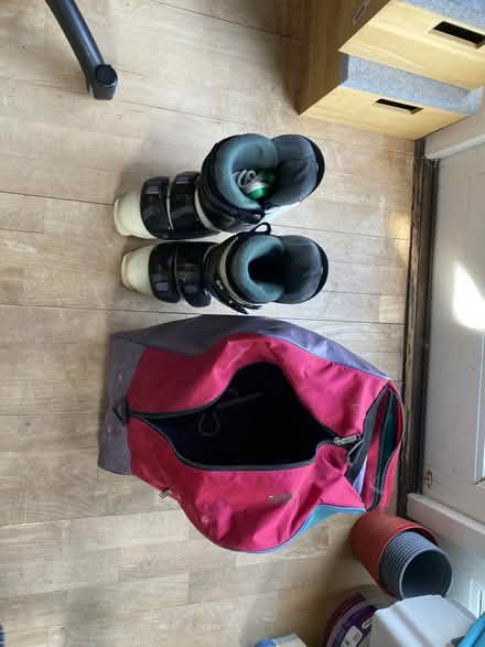 Photo of free Ladies ski boots and bag (Marlow SL7) #1