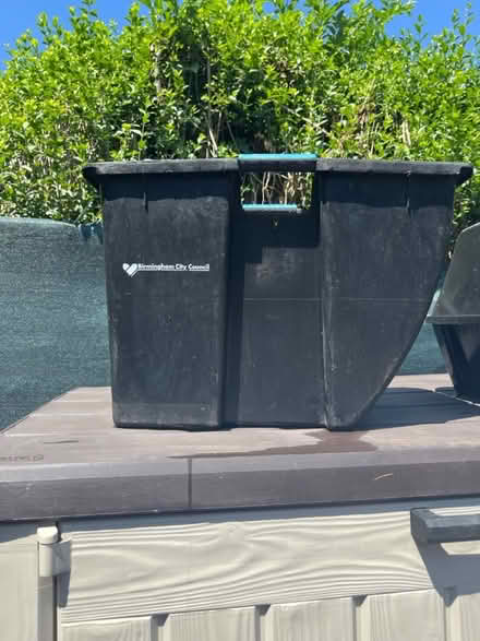 Photo of free Recycling bin (B113hj) #1