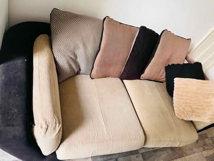 Photo of free Sofa (Ub60ln) #2