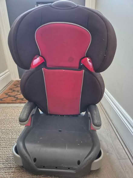 Photo of free Kids car seats (Ilford IG1) #1