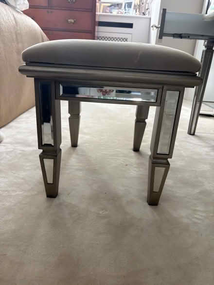Photo of free Mirrored dressing table, stool & mirror Crack on drawer. (Teddington TW11) #4