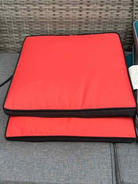 Photo of free 6 x outdoor seat cushions (High Wycombe HP13) #2