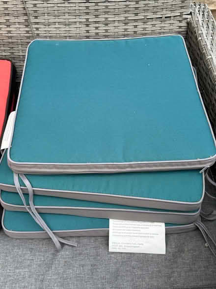 Photo of free 6 x outdoor seat cushions (High Wycombe HP13) #3