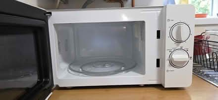 Photo of free Microwave (Stoke Park BS16) #2