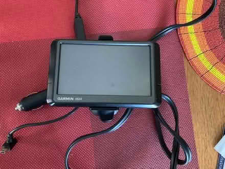 Photo of free Garmin sat nav (Lower Wolvercote OX2) #1