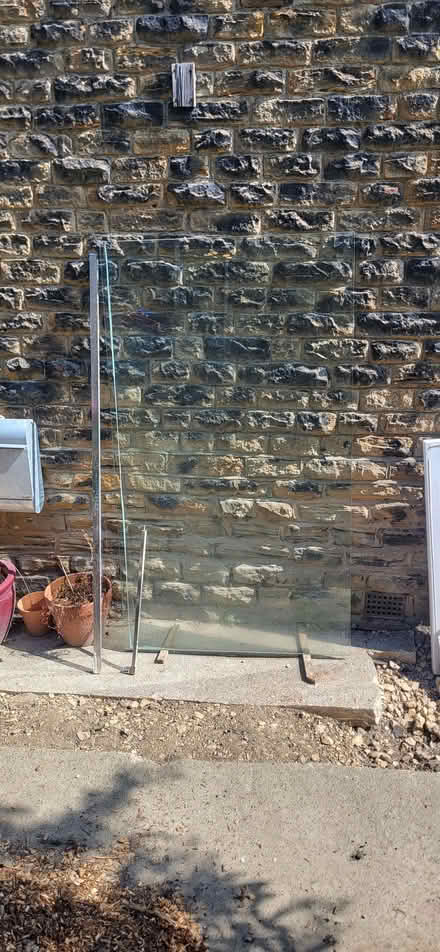 Photo of free Glass shower screen (Nether Edge S7) #1