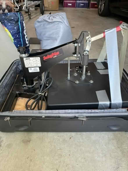 Photo of free HIX Swingman Swing Arm hot press (Rudgear Park area) #2