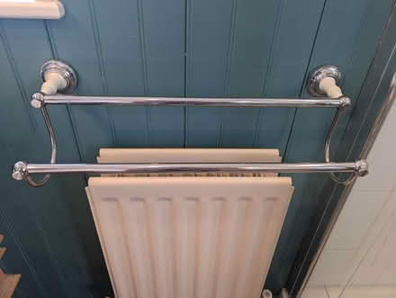 Photo of free victorian style bathrm accessories (walberton) #1