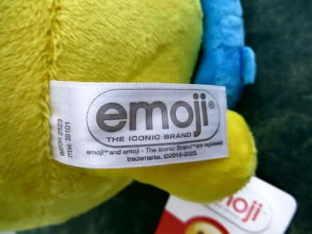 Photo of free large emoji soft toy brand new ~ gu16 frimley (Frimley Green GU16) #4
