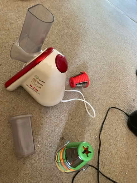 Photo of free Food cutter/shredder/greater (Letchworth wilbury SG6) #1
