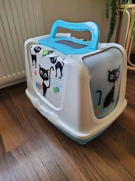 Photo of free Enclosed cat litter tray (Hitchin SG5) #3
